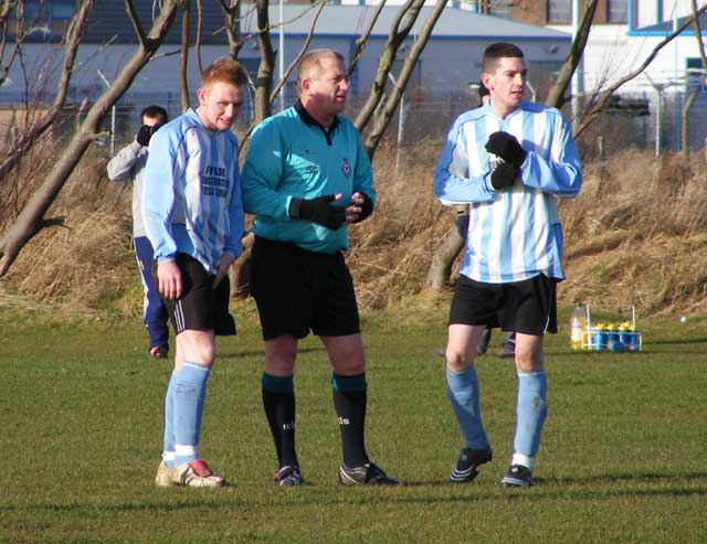 Snaps from The Edge - Sunday 18th Jan 09