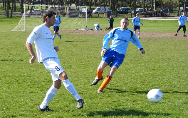 Snaps - Div 2A - Brun Grove v Fairhaven - Sunday April 12th 2009