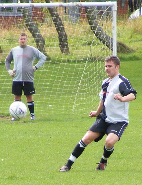 Snaps From Boundary - Sunday 6th September 2009
