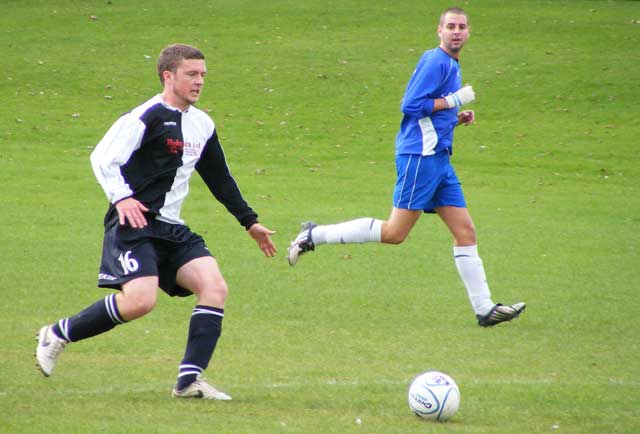 Snaps From Boundary - Sunday 6th September 2009