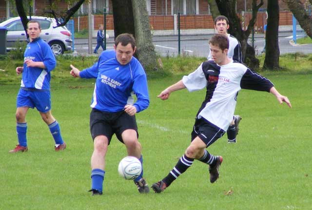 Snaps From Boundary - Sunday 6th September 2009