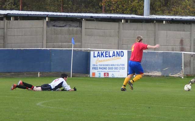 Snaps From The Gate - Sunday 25th October 2009