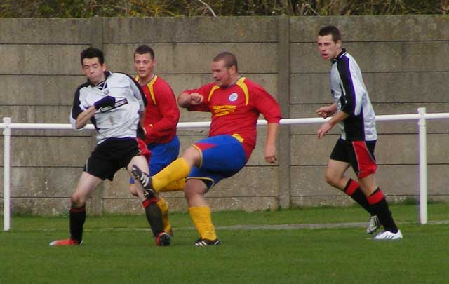Snaps From The Gate - Sunday 25th October 2009