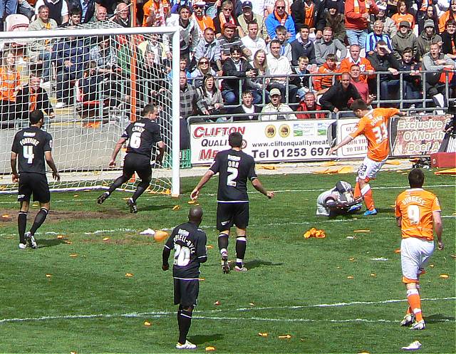 Sportspy Extra - Sunday May 2nd 2010