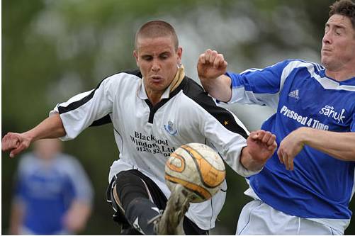 Top photo's from the Premier Division title decider - May 2009.