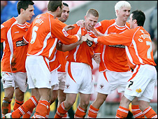 Blackpool clash !