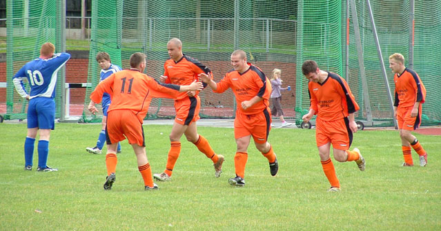 Match Report - Real Kingsfield 2 Waterloo Hotel 5